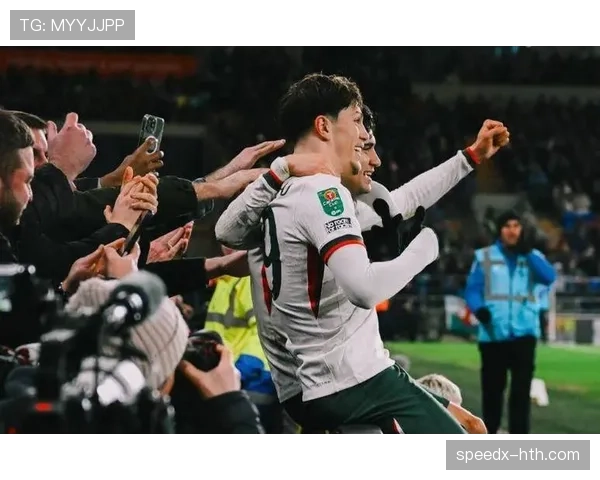 豪门球队持续关注罗德里戈,转会前景引发广泛讨论 豪门球队持续关注罗德里戈,转会前景引发广泛讨论