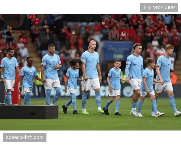 曼城逆转取胜，热刺状态回升紧追榜首