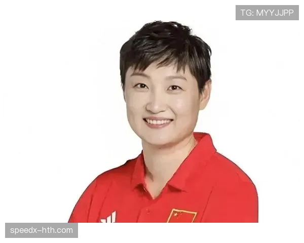 杨昊出门连保姆都带，普通人羡慕不起来这生活节奏